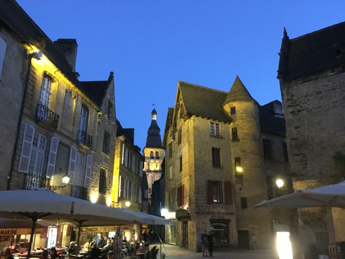 Gite Introvigne Sarlat Eksteriør billede